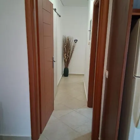 Thea Marina ! Apartment Livadi (Serifos)